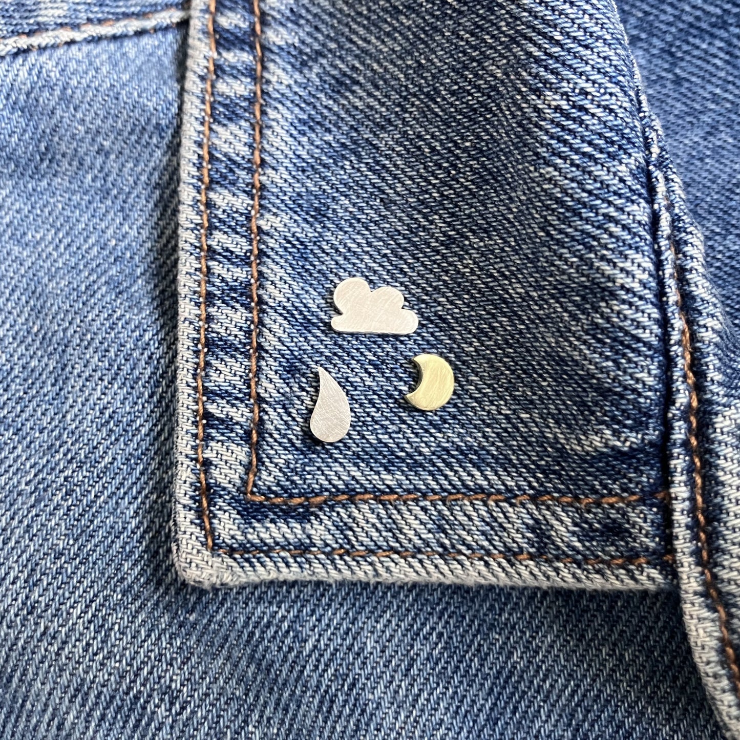 Silver or Brass Lapel and Collar Pin - 3hr class